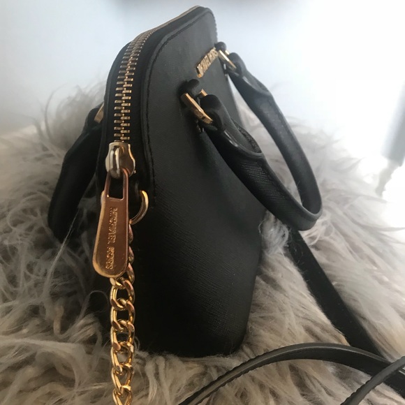 Black Michael kors crossbody bag - Picture 2 of 7